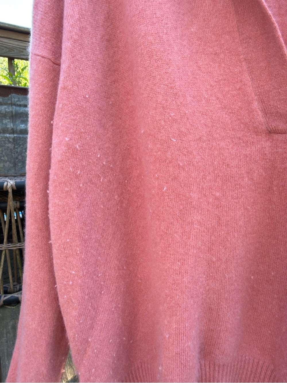 Intermix Coral V-Neck Cashmere Sweater - Picture 4 of 5
